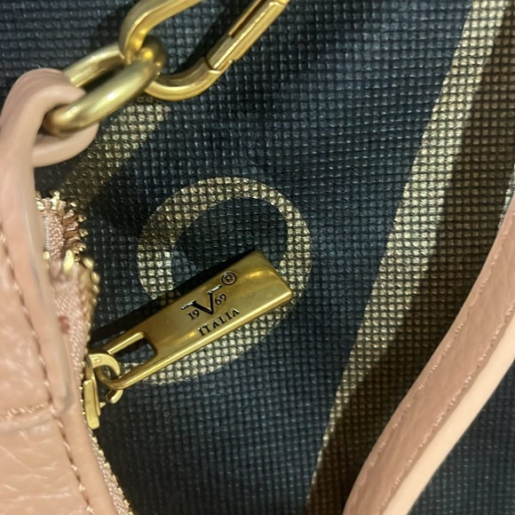 VERSACE - Picture 10 of 15